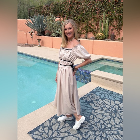 NWT BEIGE BOHO OFF/ON SHOULDER MIDI DRESS-S - Picture 5 of 15